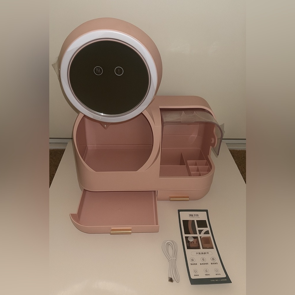NWT Pink Makeup Organizer with Mirror, Fan, and Light
